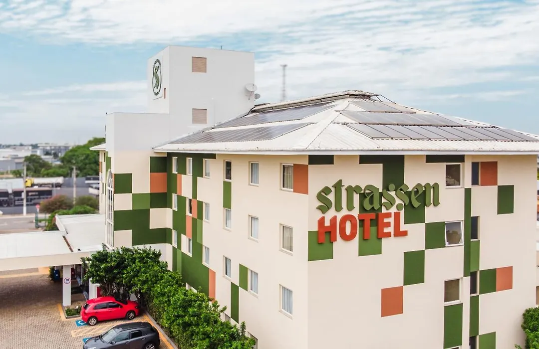 Strassen Hotel-1